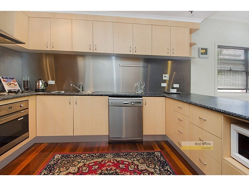 55 Grattan Terrace, Wynnum QLD 4178