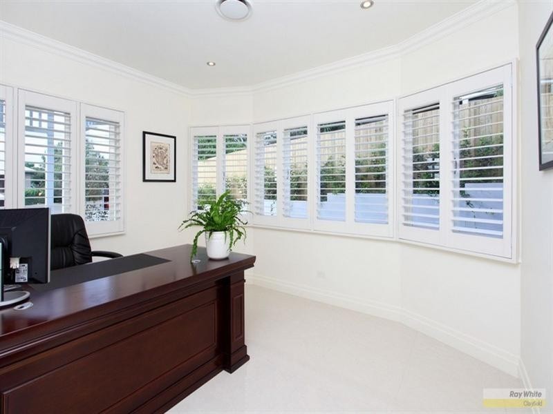 8 Royal Terrace, Hamilton QLD 4007