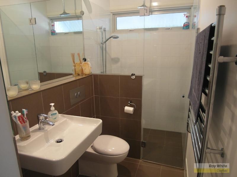 15 Thomas Street, Clayfield QLD 4011