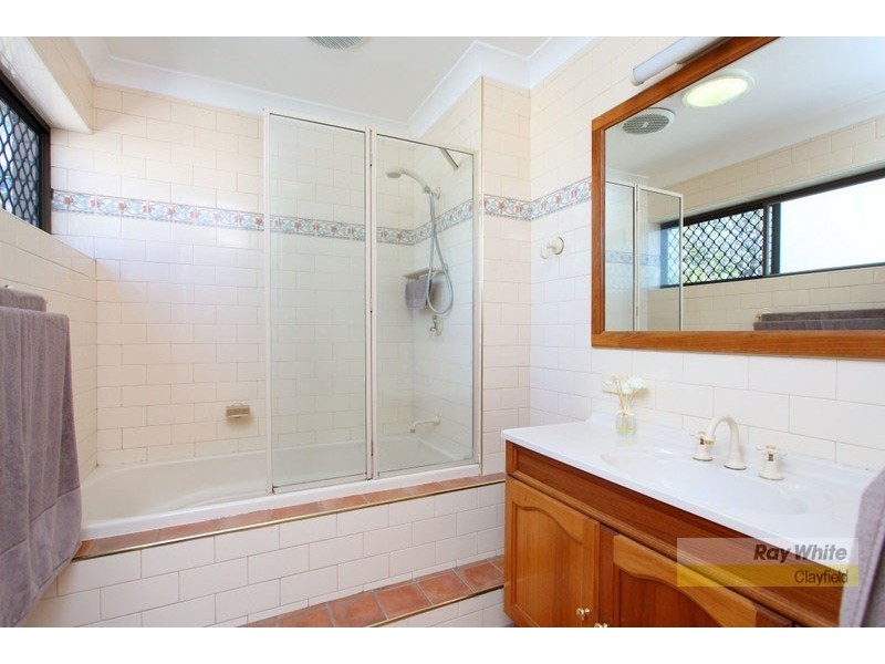 2/58 Bonney Avenue, Clayfield QLD 4011