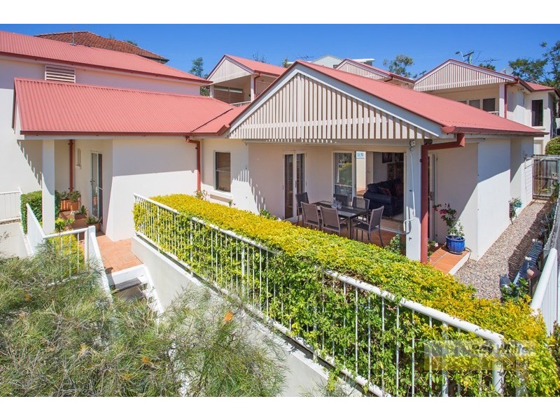 1/8 Aden Street, Albion QLD 4010