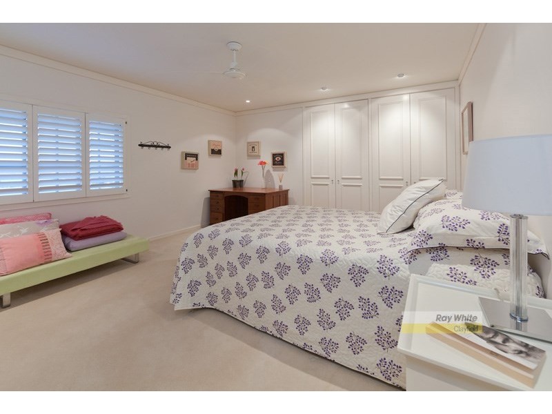 7 Hipwood Road, Hamilton QLD 4007