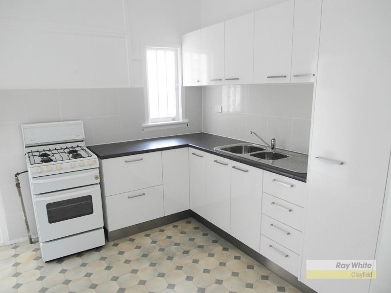 108 Main Avenue, Wavell Heights QLD 4012