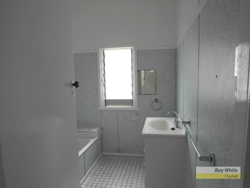 108 Main Avenue, Wavell Heights QLD 4012