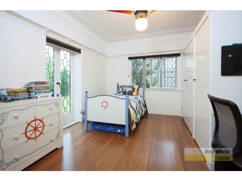 50 Sefton Road, Hendra QLD 4011