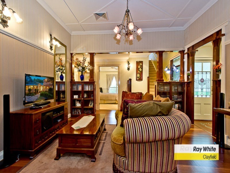 35 Woodview Street, Samford Valley QLD 4520