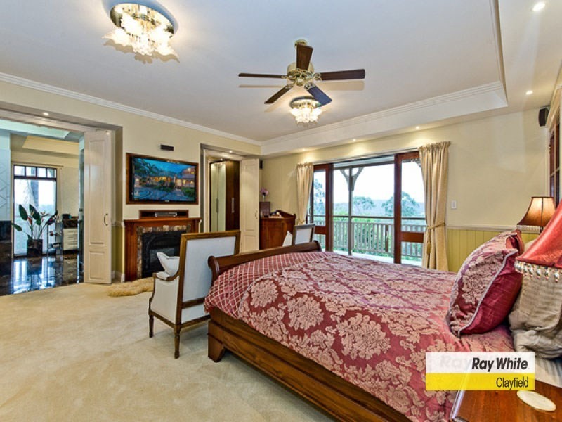 35 Woodview Street, Samford Valley QLD 4520