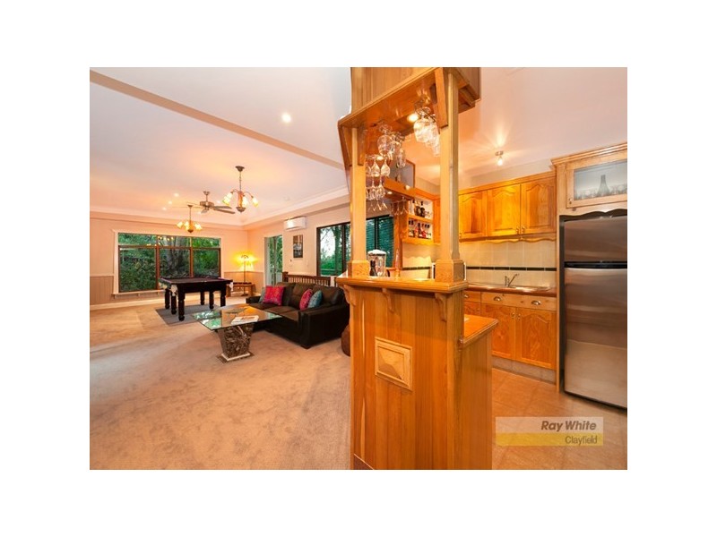 35 Woodview Street, Samford Valley QLD 4520