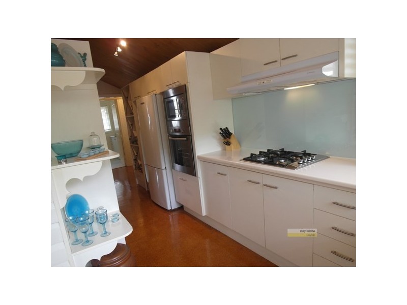 10 Jolly Street, Clayfield QLD 4011