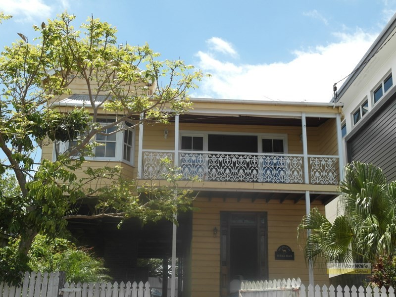 18 Laidlaw Parade, East Brisbane QLD 4169