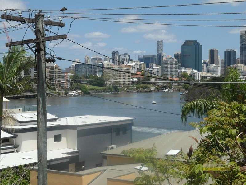 18 Laidlaw Parade, East Brisbane QLD 4169