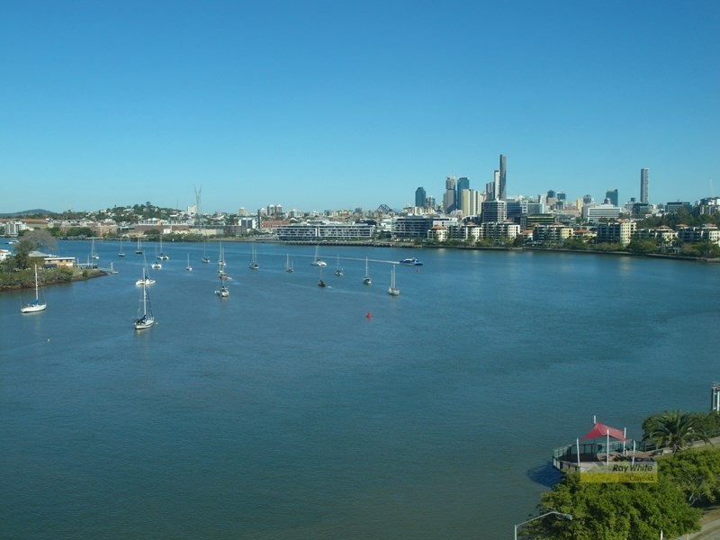 6C/11 Hillside Crescent, Hamilton QLD 4007