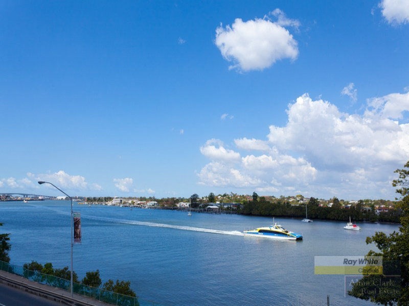 6C/11 Hillside Crescent, Hamilton QLD 4007