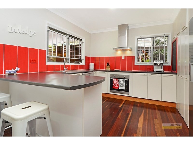 3 Halton Street, Stafford Heights QLD 4053