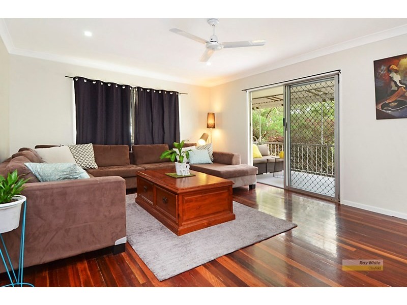 3 Halton Street, Stafford Heights QLD 4053