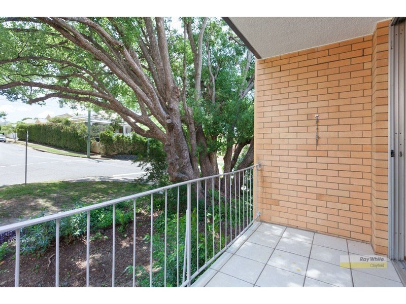 8/28 Riverview Terrace, Hamilton QLD 4007