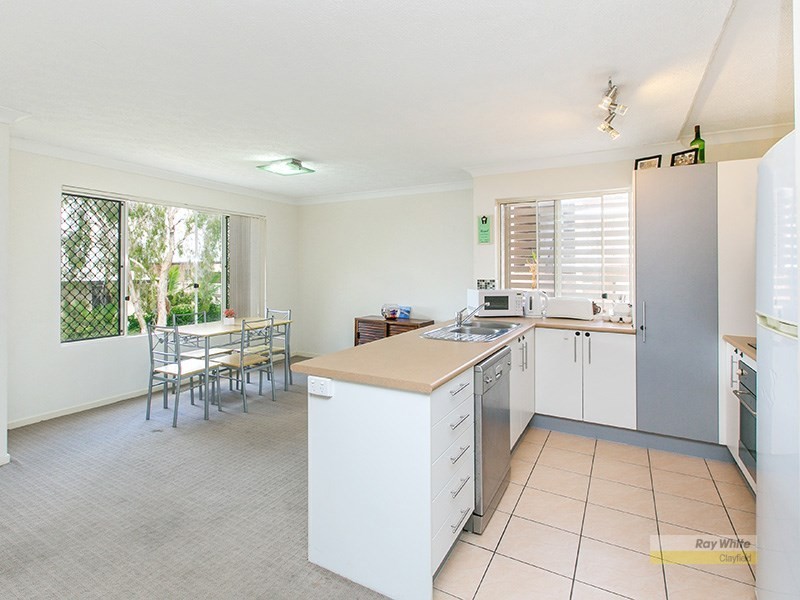 4/33 Pilba Street, Chermside QLD 4032