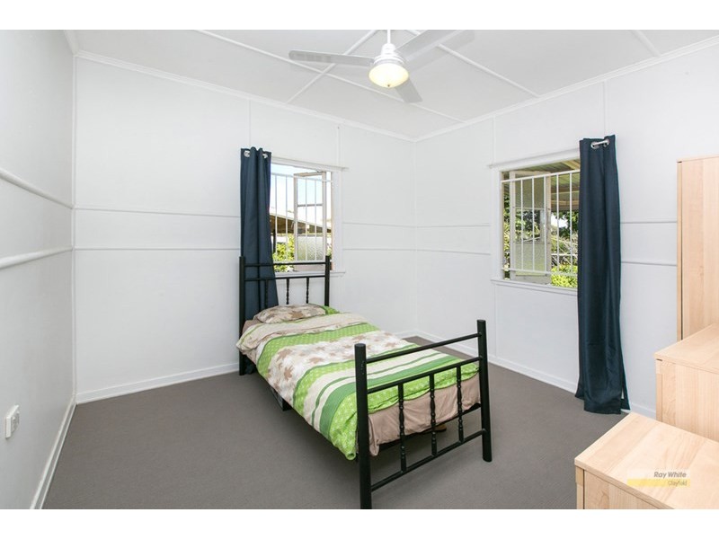 111 Blackwood Road, Deagon QLD 4017