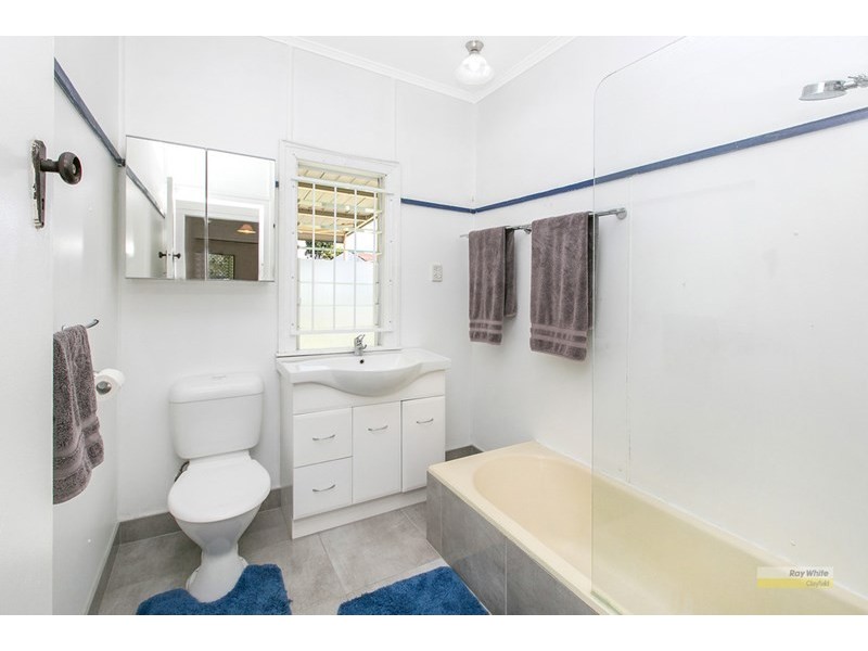 111 Blackwood Road, Deagon QLD 4017