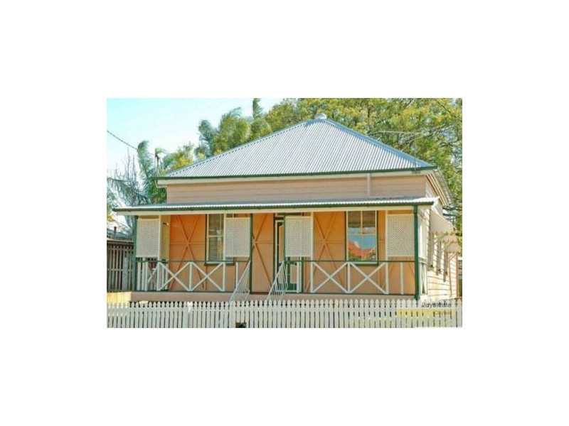 4 Fraser Street, Wooloowin QLD 4030