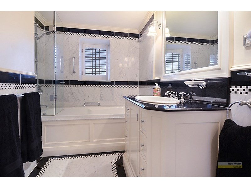 54 Manson Road, Hendra QLD 4011