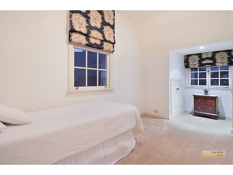 54 Manson Road, Hendra QLD 4011