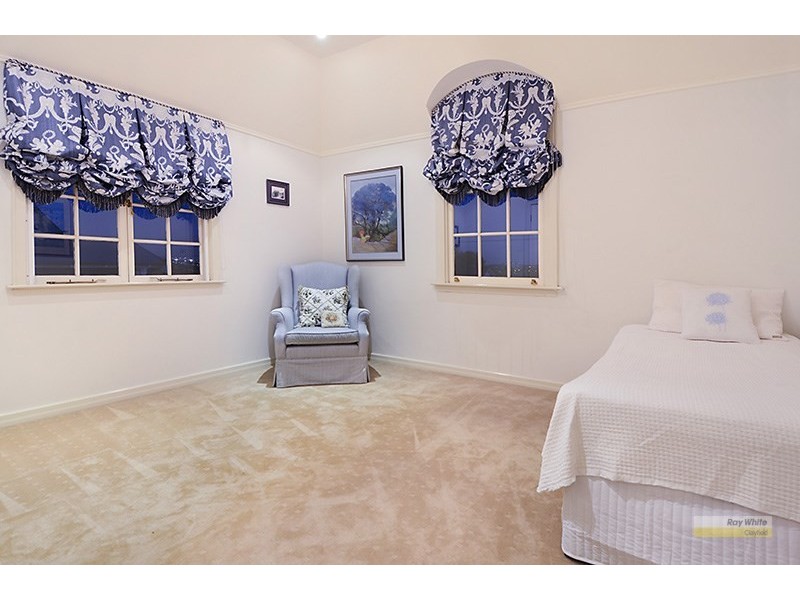 54 Manson Road, Hendra QLD 4011