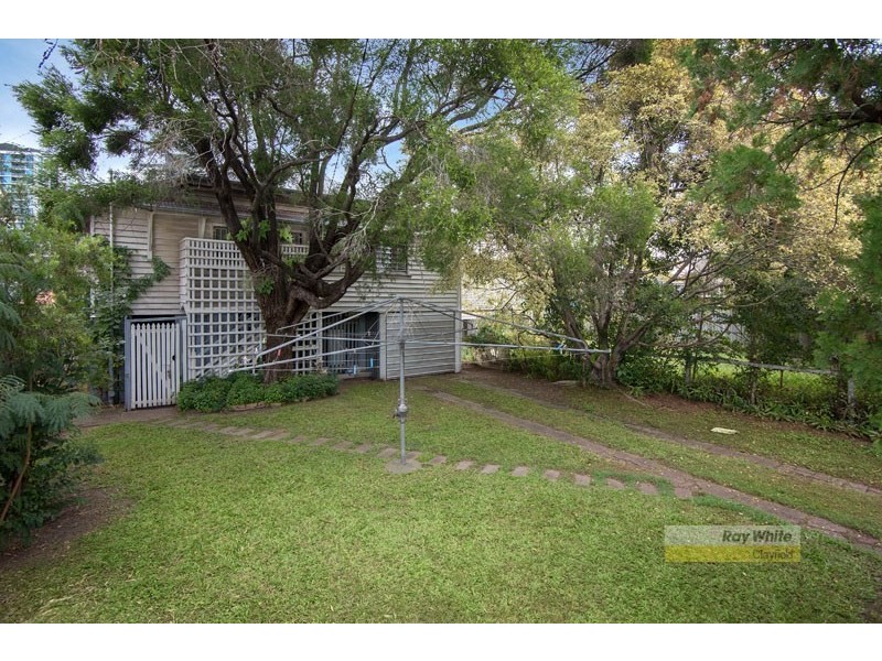 48 Allen Street, Hamilton QLD 4007