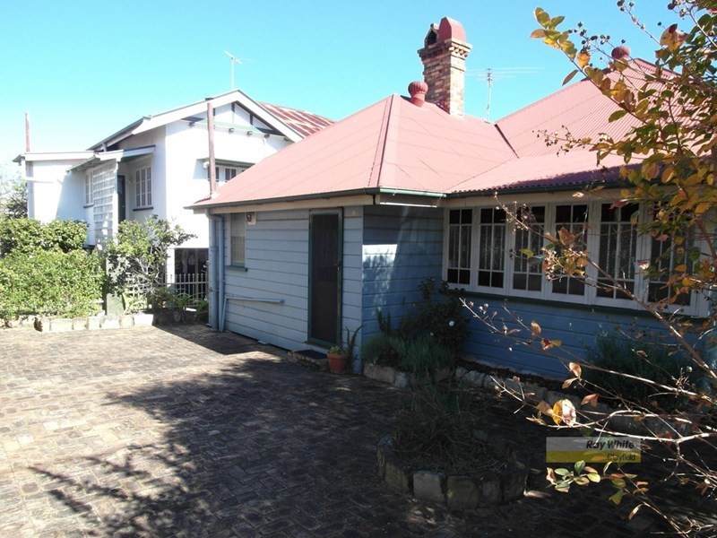 597 Sandgate Road, Clayfield QLD 4011