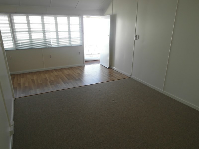 2/111 Park Road, Wooloowin QLD 4030