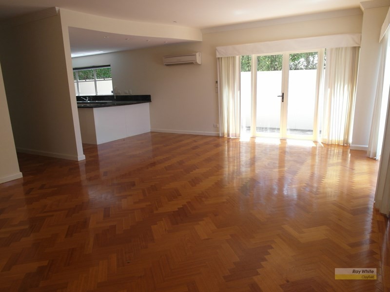 43 Henry Street, Wooloowin QLD 4030