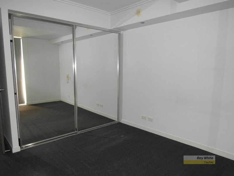 845/43 Hercules Street, Hamilton QLD 4007