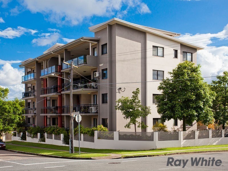 4/33 Hows Road, Nundah QLD 4012