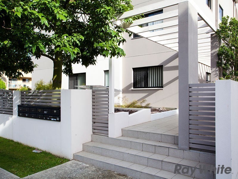 4/33 Hows Road, Nundah QLD 4012