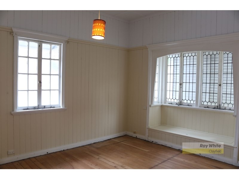 7 Charlton Street, Hamilton QLD 4007