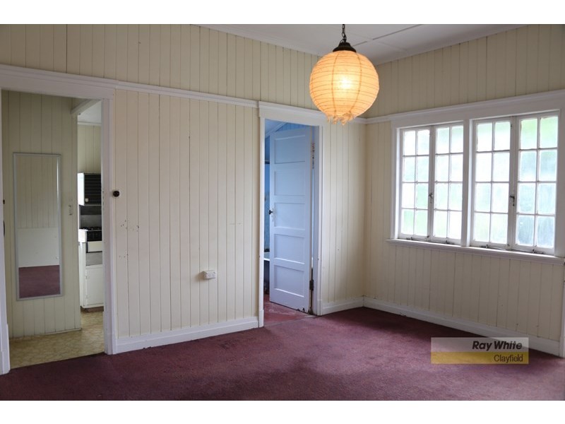 7 Charlton Street, Hamilton QLD 4007