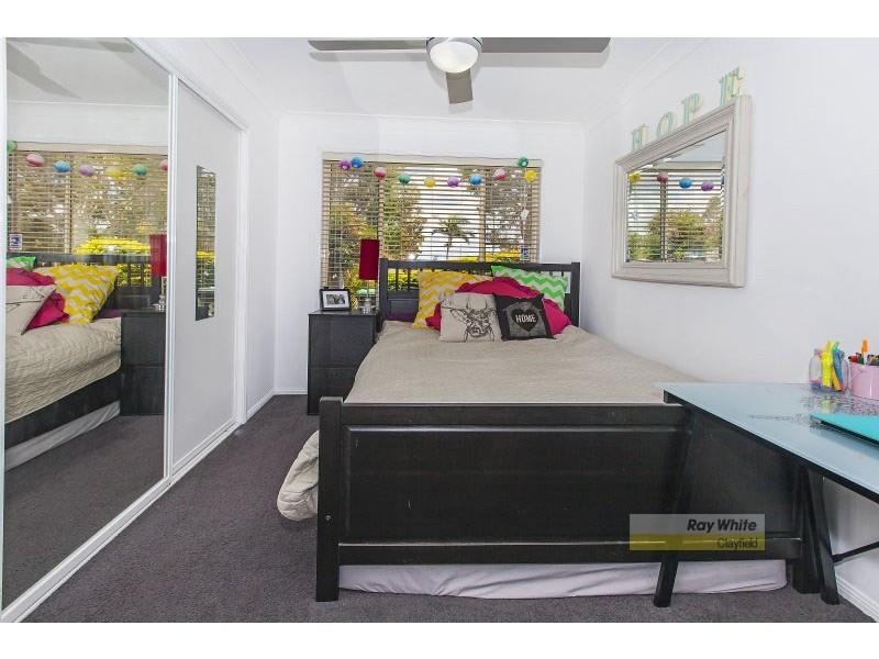 8 Jacqueline Place, Wynnum West QLD 4178