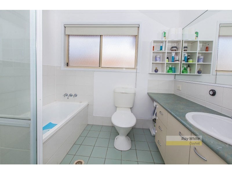 8 Jacqueline Place, Wynnum West QLD 4178