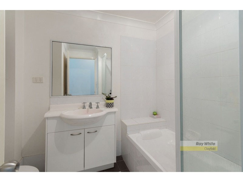 5 Cnr Oxford Street and Kingsford Smith Drive, Hamilton QLD 4007