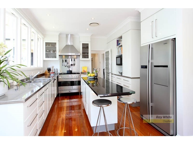 20 Eldernell Terrace, Hamilton QLD 4007