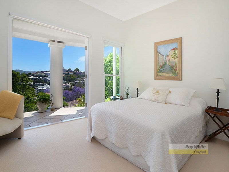 20 Eldernell Terrace, Hamilton QLD 4007