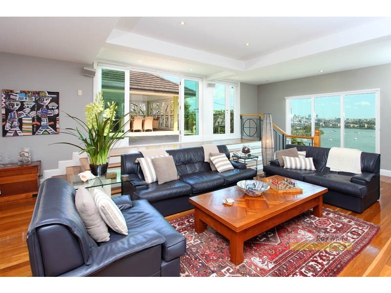 20 Eldernell Terrace, Hamilton QLD 4007