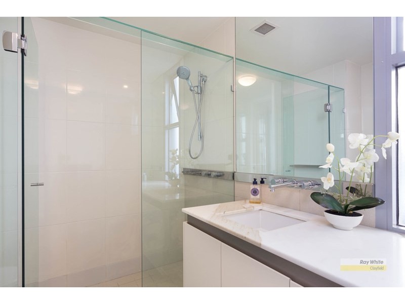 30 Hollins Crescent, New Farm QLD 4005