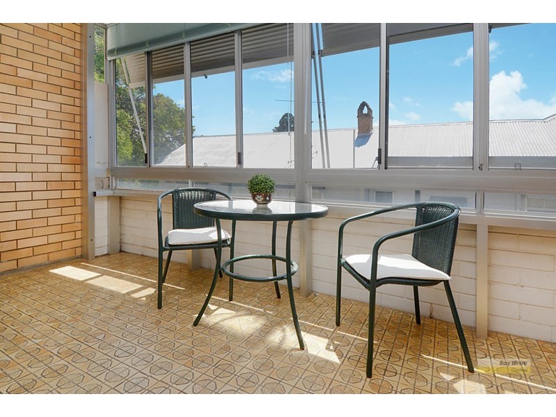 2/23 Denham Street, Clayfield QLD 4011