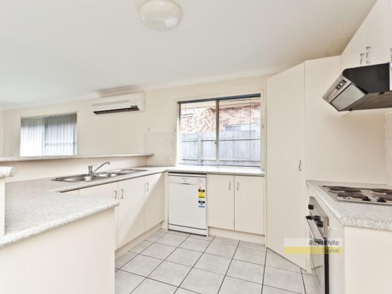 8 Grevillea Place, Bridgeman Downs QLD 4035