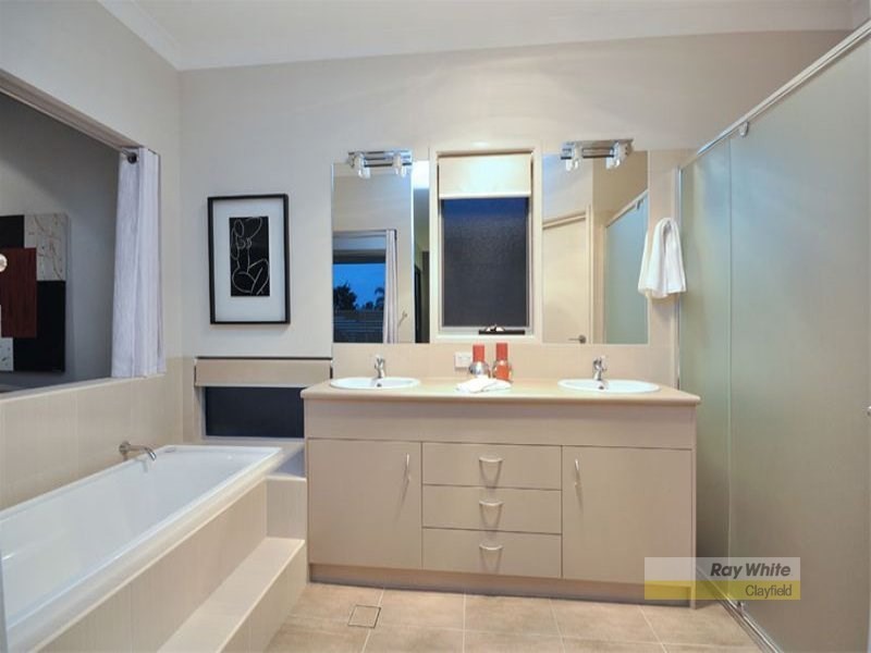 14 Lilley Street, Hendra QLD 4011