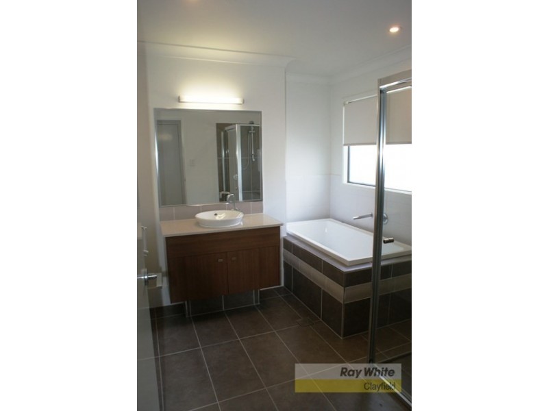 52 Ure Street, Hendra QLD 4011