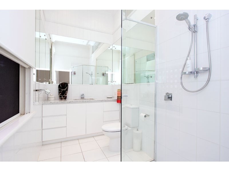 10 Beatrice Terrace, Ascot QLD 4007