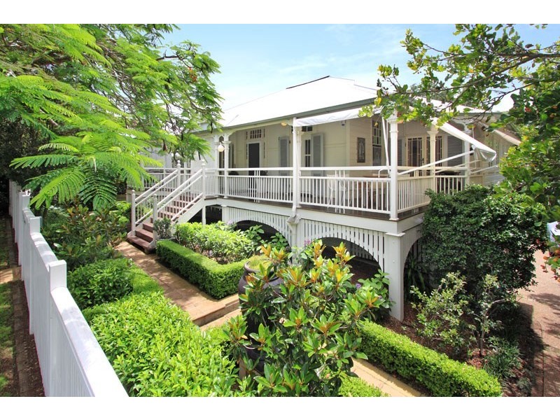 10 Beatrice Terrace, Ascot QLD 4007