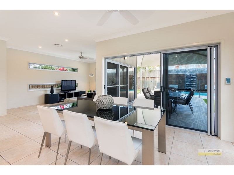 16 Lilley Street, Hendra QLD 4011